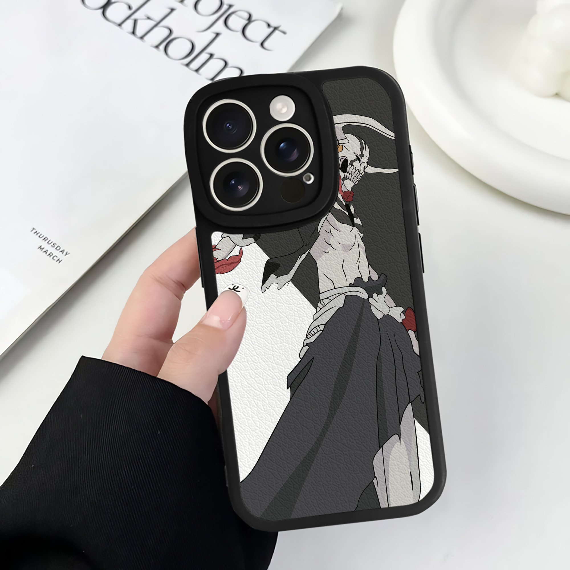 （画像用） ブリーチ BLEACH 【iPhone 16シリーズ対応】シリコンスマホケース（レザー調） 材質：シリコン